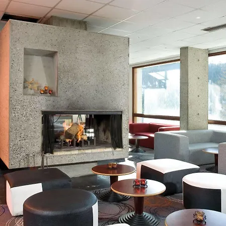 Hotell Club Mmv Le ***